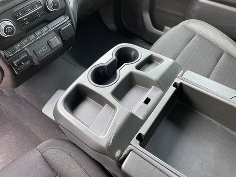 Used 2023 Chevrolet Silverado 1500 Custom image 9