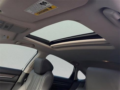 Used 2020 Honda Accord EX-L image 18