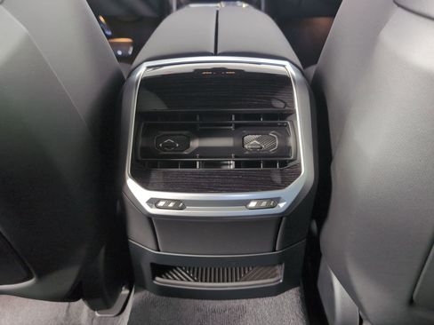 New 2026 BMW 740i image 29