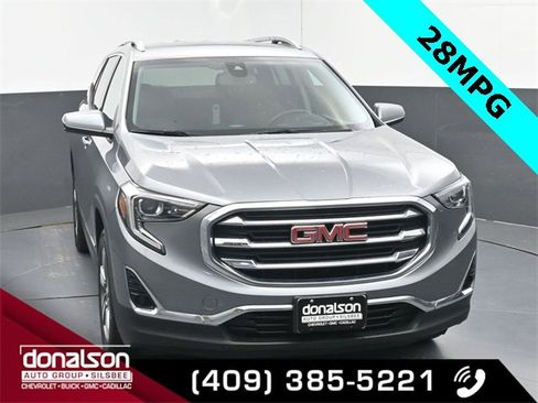 Used 2020 GMC Terrain SLT image 3