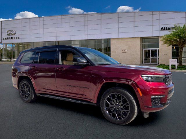 Used 2025 Jeep Grand Cherokee L Summit AWD/4WD image 2