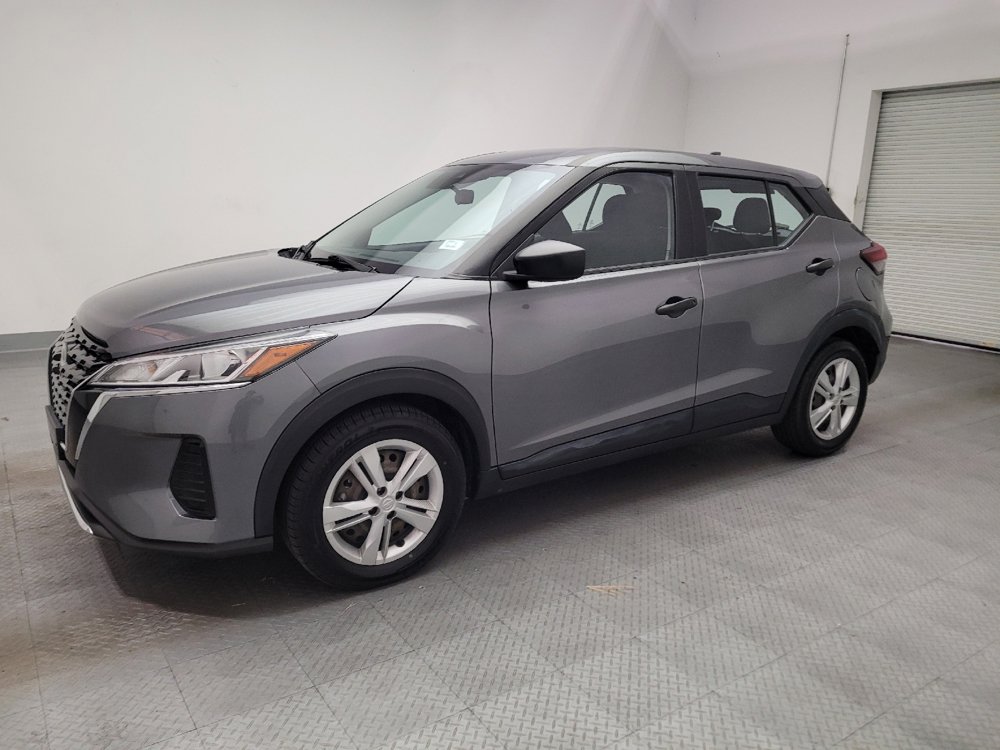 Used 2024 Nissan Kicks S FWD image 2
