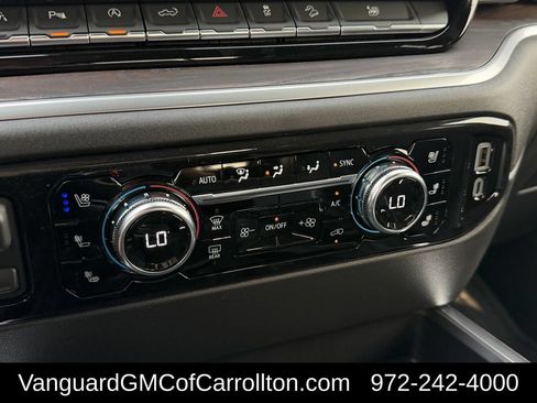 New 2026 GMC Sierra 1500 SLT AWD/4WD image 16