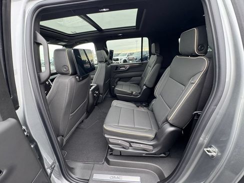 New 2026 GMC Yukon XL Elevation w/ Elevation Premium Package AWD/4WD image 24