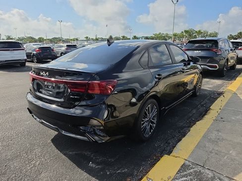 Certified 2023 Kia Forte GT-Line w/ GT-Line Technology Package FWD image 10
