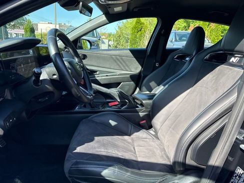 Used 2022 Hyundai Elantra N w/ Preferred Accessory Package FWD image 9