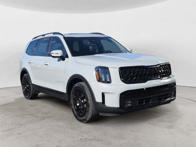 Used 2025 Kia Telluride SX Prestige X-Pro AWD/4WD image 3