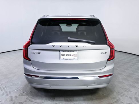 Used 2025 Volvo XC90 B6 Plus AWD/4WD image 29