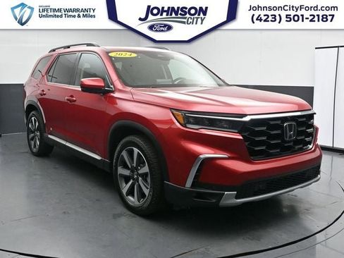Used 2024 Honda Pilot Elite image 1