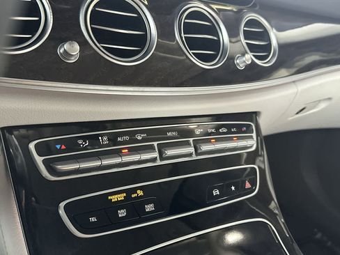 Used 2021 Mercedes-Benz E 350 Sedan image 20