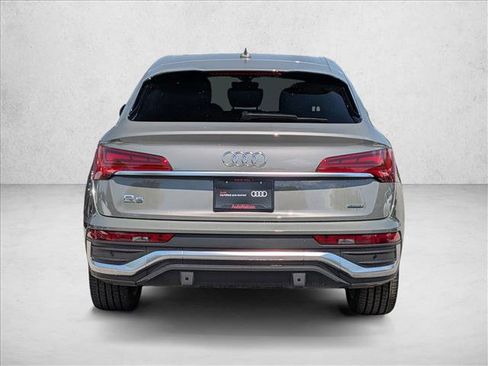 Certified 2023 Audi Q5 2.0T Prestige w/ Prestige Package AWD/4WD image 7