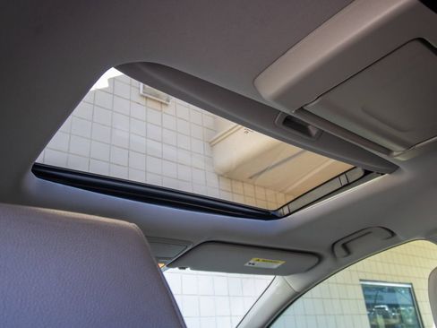 Used 2019 Honda Odyssey EX-L image 18