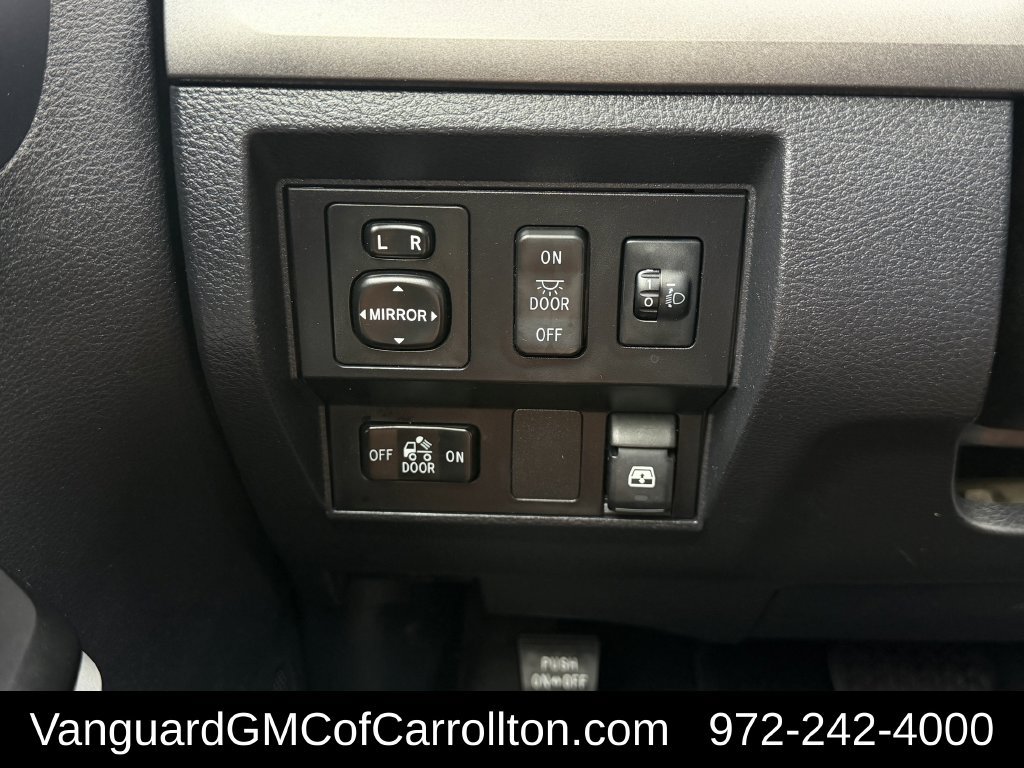 Used 2016 Toyota Tundra SR5 w/ SR5 Upgrade Package AWD/4WD image 24