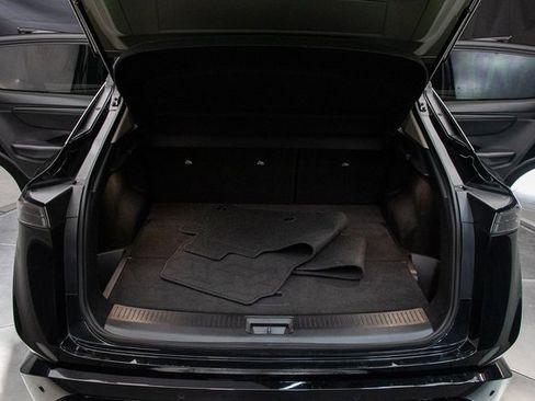 Used 2024 Nissan Ariya AWD image 19