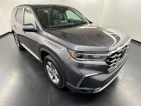 Certified 2025 Honda Pilot EX-L image 7