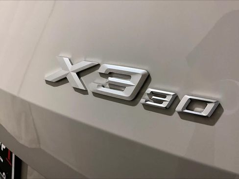 Used 2026 BMW X3 xDrive30i w/ Premium Package AWD/4WD image 9