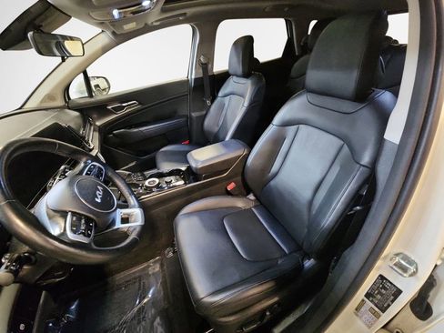 Used 2023 Kia Sportage EX w/ EX Premium Package image 11