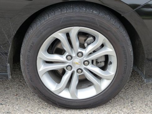 Used 2019 Chevrolet Cruze LT w/ Convenience Package FWD image 13
