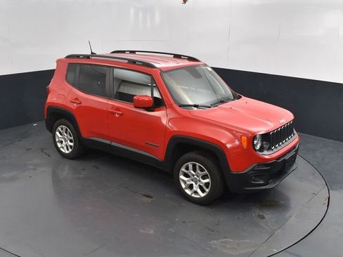 Used 2018 Jeep Renegade Latitude image 30