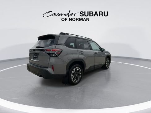 Used 2026 Subaru Forester Premium AWD/4WD image 8