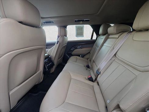 Used 2023 Land Rover Range Rover Sport SE image 16