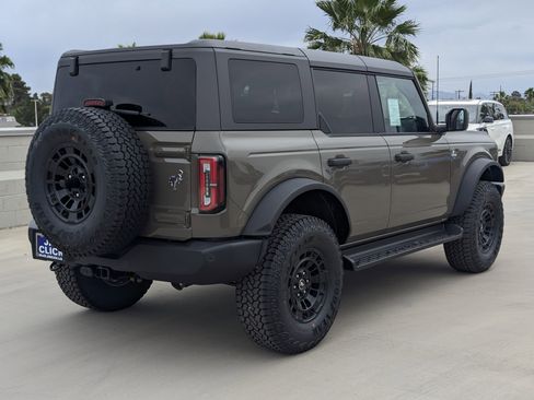 New 2026 Ford Bronco Outer Banks image 2