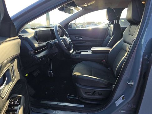 Used 2024 Nissan Ariya AWD image 4