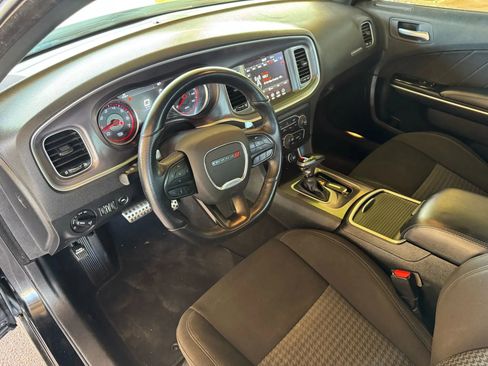Used 2021 Dodge Charger R/T w/ Performance Handling Group image 7