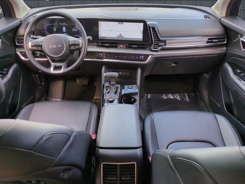 Certified 2024 Kia Sportage EX image 15