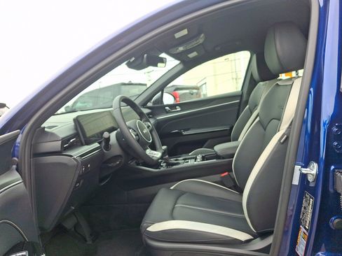 Used 2025 Kia K5 GT-Line image 13