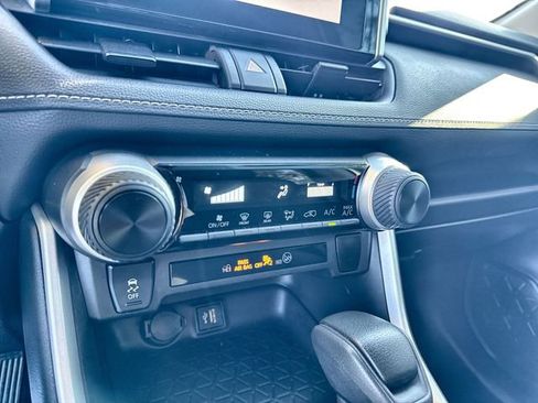 Used 2023 Toyota RAV4 LE image 27