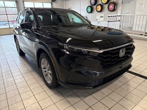 Used 2023 Honda CR-V EX image 1