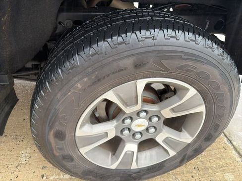 Used 2017 Chevrolet Colorado Z71 image 15