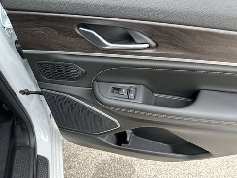 New 2026 Jeep Grand Cherokee L Limited AWD/4WD image 15