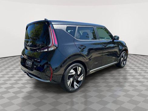 Used 2023 Kia Soul GT-Line w/ GT-Line Technology Package FWD image 3