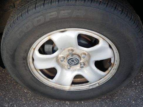 Used 2015 Honda CR-V LX image 5