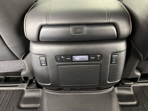 Used 2023 Nissan Armada Platinum w/ Captain's Chairs Package RWD image 49