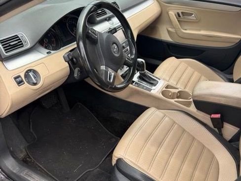 Used 2015 Volkswagen CC FWD image 12