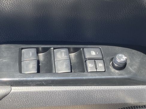 Used 2026 Toyota Camry SE w/ Multimedia Upgrade Package FWD image 20