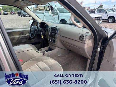 Used 2003 Ford Explorer XLT AWD/4WD image 30