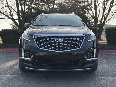 Used 2024 Cadillac XT5 Premium Luxury w/ Technology Package image 11