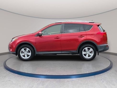 Used 2013 Toyota RAV4 XLE AWD/4WD image 8