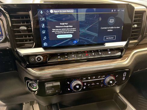 Used 2025 Chevrolet Silverado 1500 RST image 19