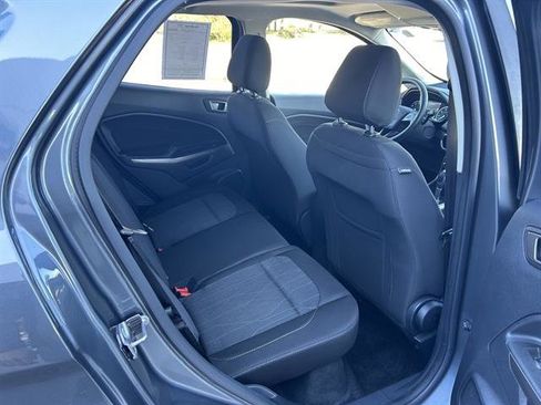 Used 2020 Ford EcoSport SE image 32