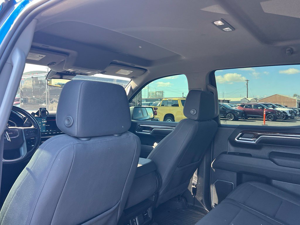 Used 2022 GMC Sierra 1500 Elevation w/ X31 Off-Road Package AWD/4WD image 13