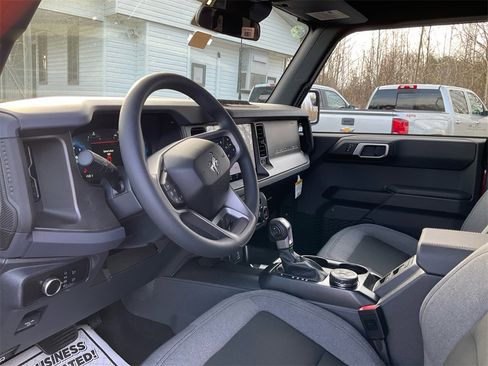 New 2025 Ford Bronco 4-Door w/ Sasquatch Package image 15
