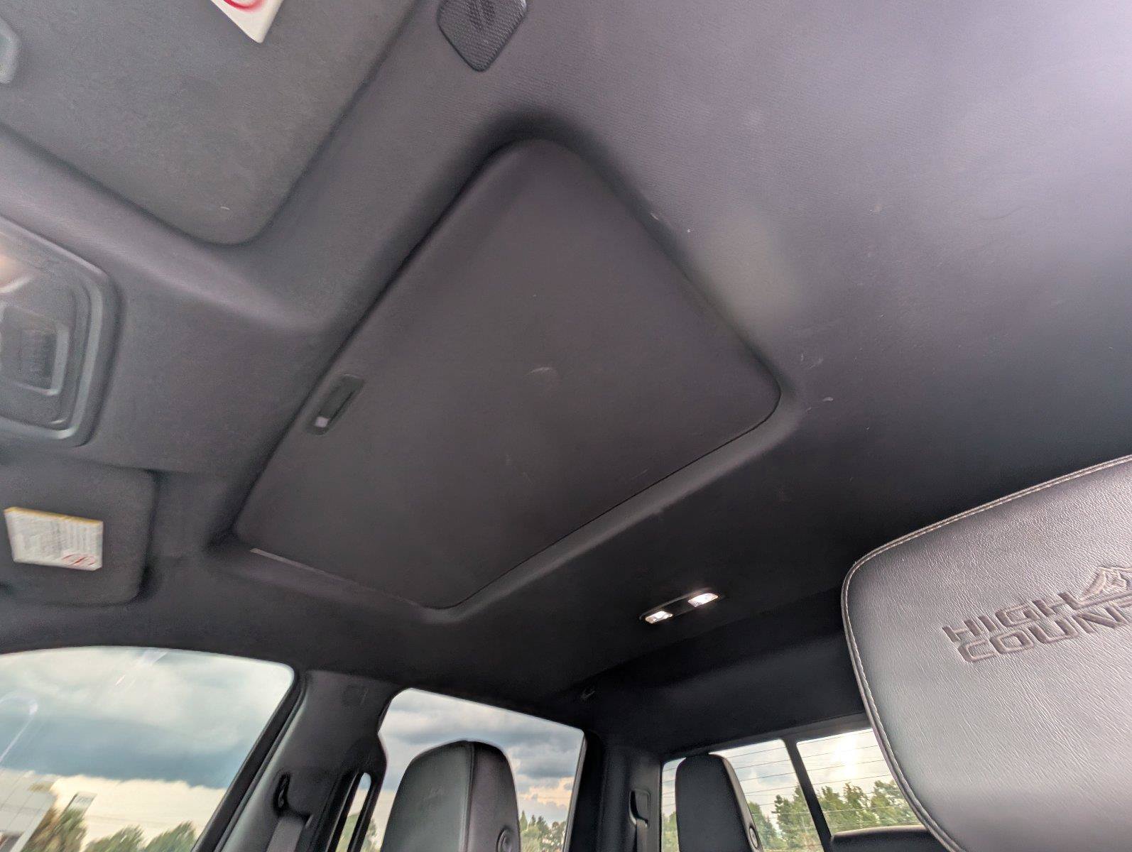 Used 2022 Chevrolet Silverado 3500 High Country w/ LPO, Hitch Package AWD/4WD image 39