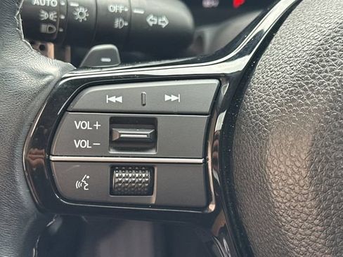 Used 2023 Honda Civic Touring image 27