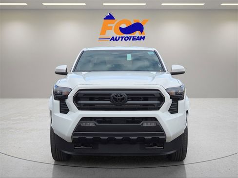 New 2026 Toyota Tacoma SR5 image 7