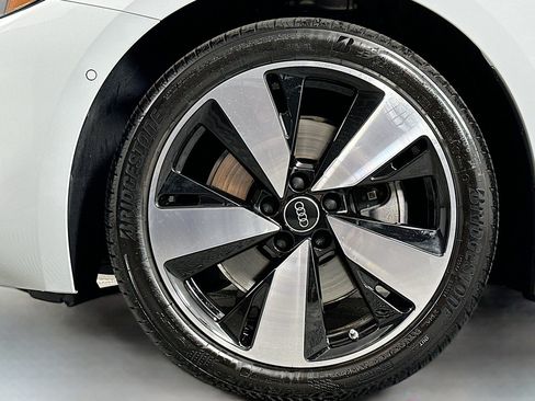 Used 2025 Audi A5 2.0T Premium w/ 19" Wheel Package AWD/4WD image 11